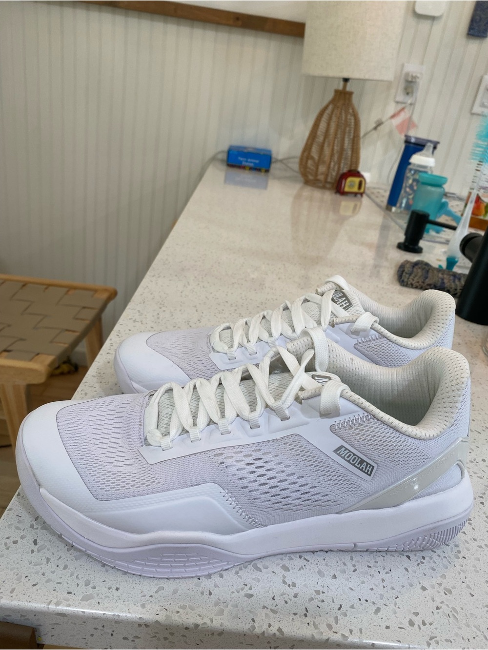 Women's Moolah Basketball Shoe (Neovolt Low - White 9) - Picture 2 of 3